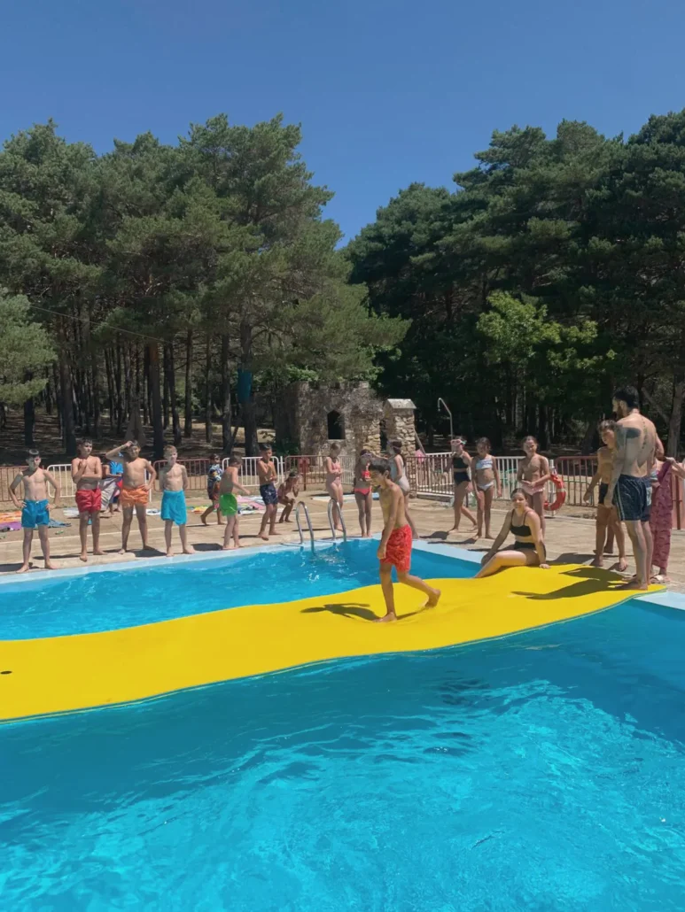 colchoneta flotante campamentos turma